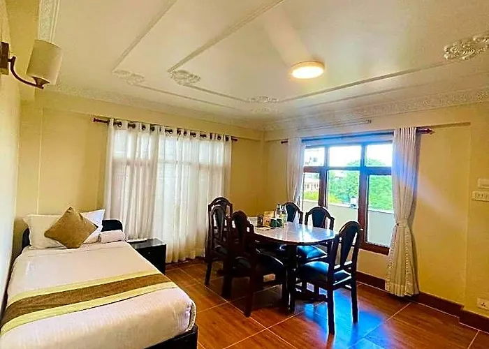 Hotel Bodhiz 2*